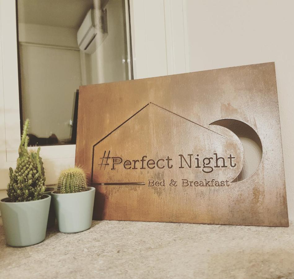גובונה Perfect Night Bed & Breakfast מראה חיצוני תמונה